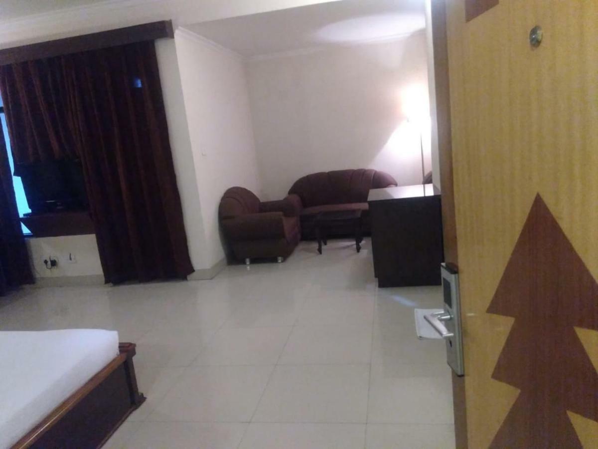 Hotel Rudra Continental Rudrapur Dış mekan fotoğraf