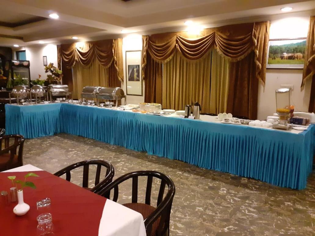 Hotel Rudra Continental Rudrapur Dış mekan fotoğraf