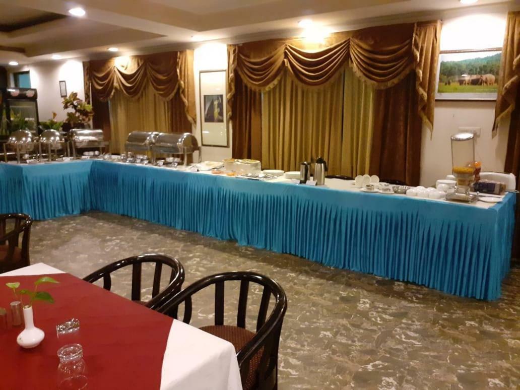 Hotel Rudra Continental Rudrapur Dış mekan fotoğraf