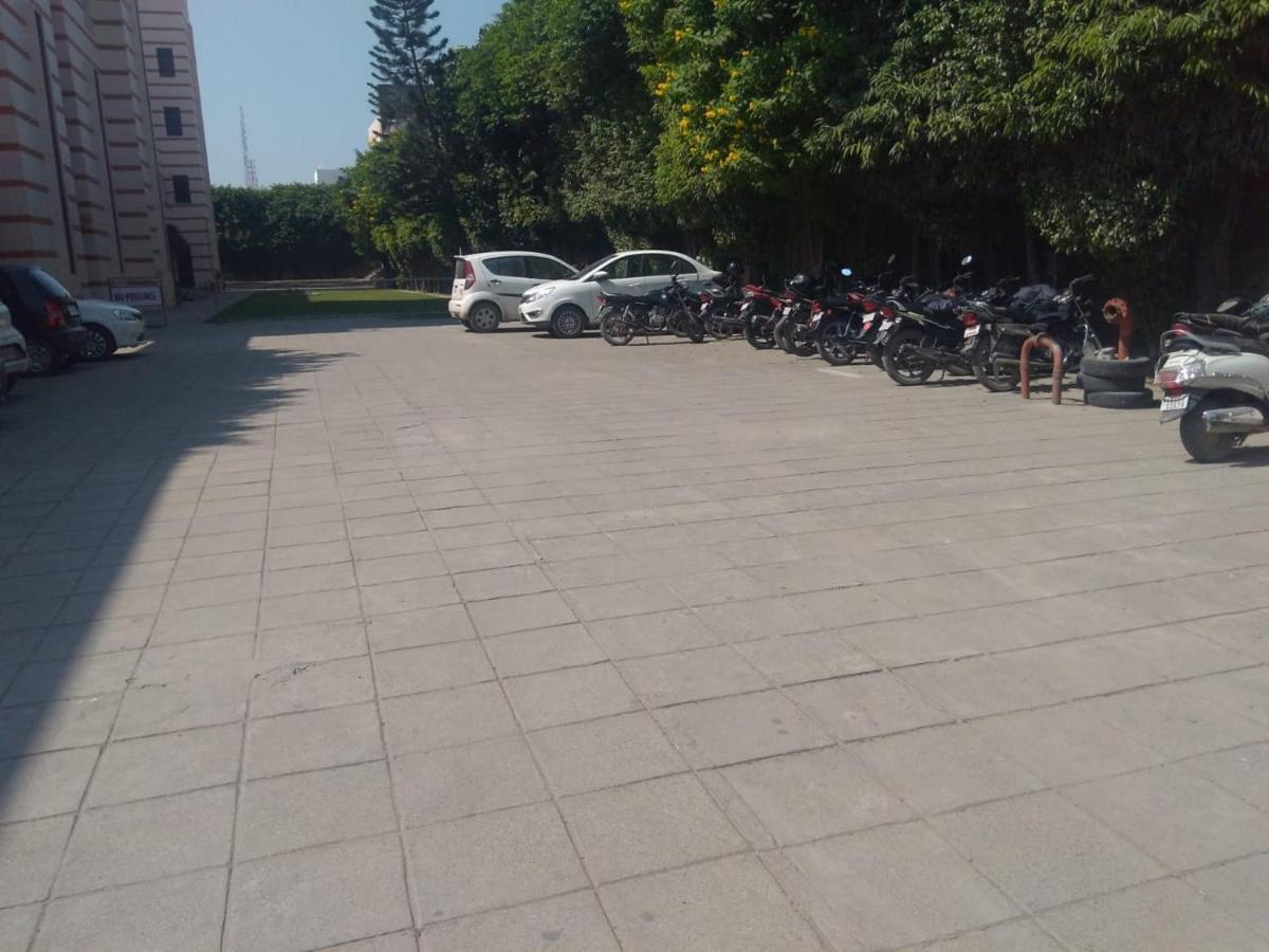 Hotel Rudra Continental Rudrapur Dış mekan fotoğraf